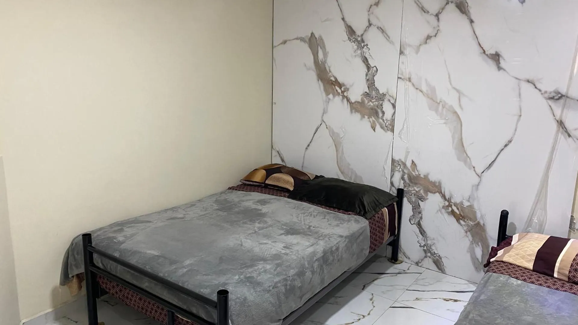 Viii-Exclusivo Departamento Junto A La Calle Larga Del Centro Historico Con Capacidad Para 8 Personas Cuenca 0*,